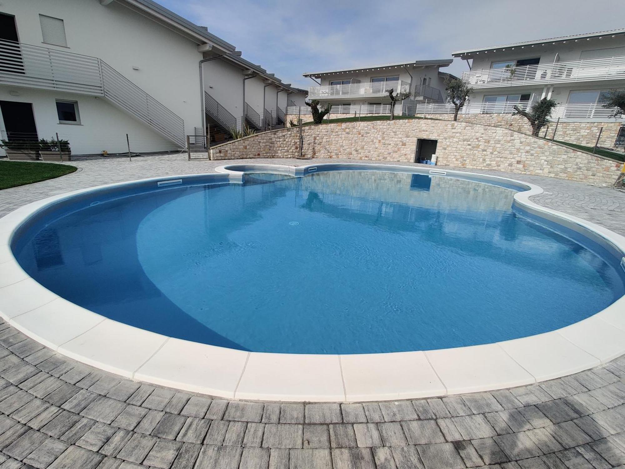 Bilocale In Residence Vista Lago Con Piscina Polpenazze del Garda Extérieur photo